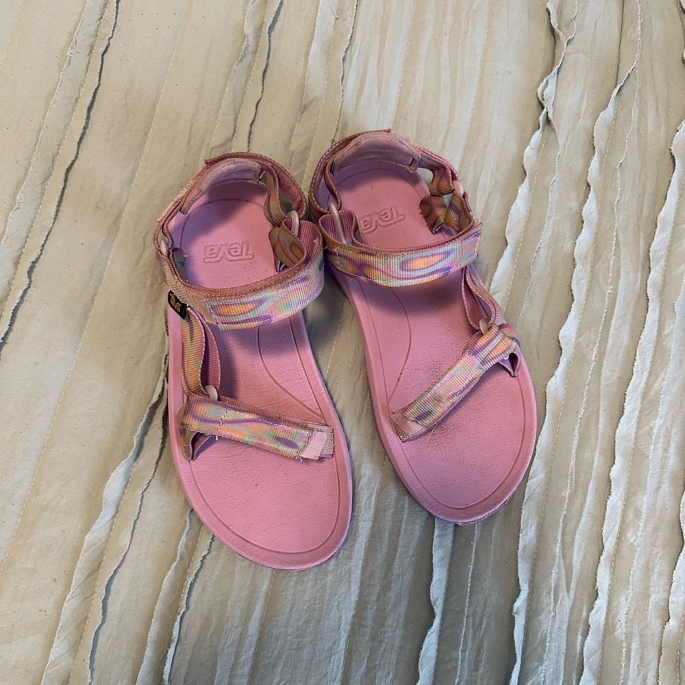 Teva Hurricane XLT2 Sandal | Size 3 - Picture 1 of 10